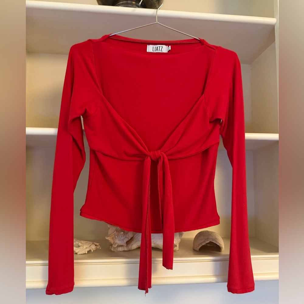 Liatz Long Sleeve Boat Neck Tie Front Top Large